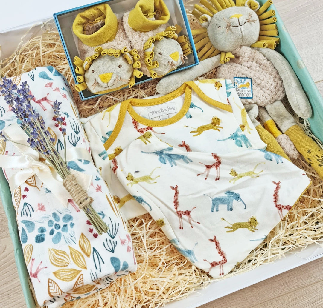 Josh & Jenna Luxury Baby Gift Box - Lion 4 Josh & Jenna Luxury Baby Gift Box - Lion