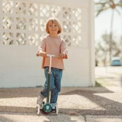 Banwood Scooter - Green Kids Bikes & Ride Ons