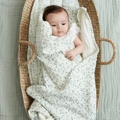 Cam Cam Copenhagen Organic Swaddle Light - Green Leaves