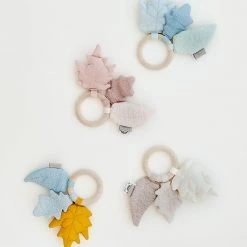 Cam Cam Copenhagen Baby Rattle - Leaves Natural 7 Cam Cam Copenhagen Baby Rattle - Leaves Natural