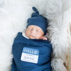 Lulujo Hello World Baby Swaddle & Hat Set - Navy Swaddles