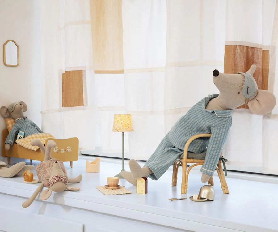 Maileg Maxi Dad Bedtime Mouse 4 Maileg Maxi Dad Bedtime Mouse