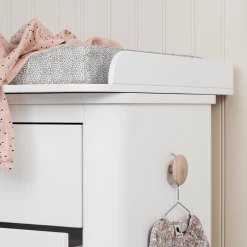 Josh & Jenna Oliver Furniture Nursery 6 Drawer Dresser (with Changer Top) - White/Oak