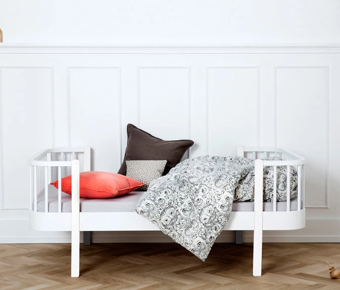 Kids Beds Oliver Furniture Wood Junior Bed (90x160 / 200cm) - White 4 Kids Beds Oliver Furniture Wood Junior Bed (90x160 / 200cm) - White