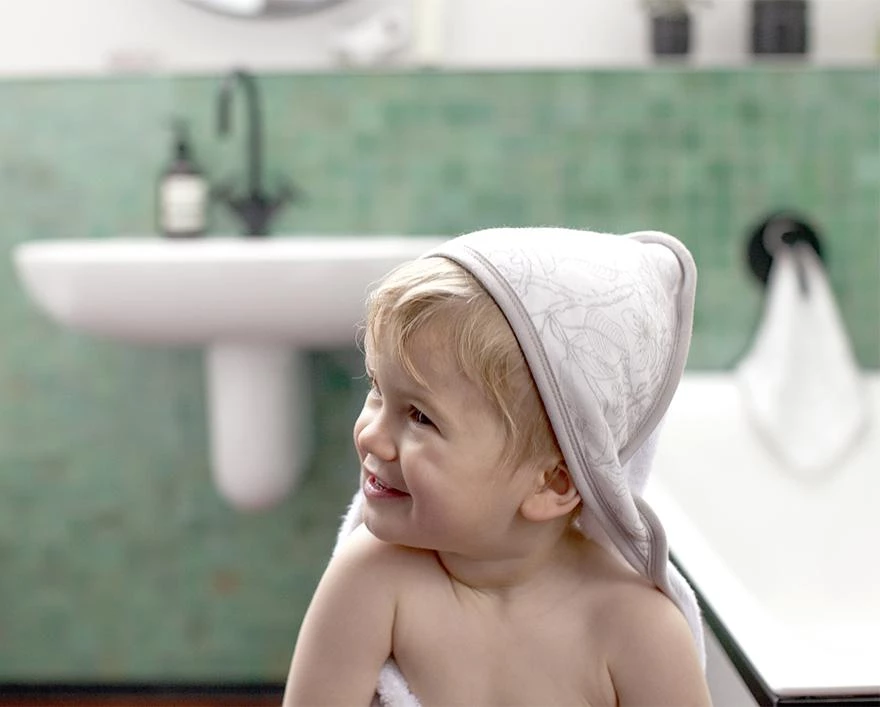 Storksak Hooded Towel & Wash Cloth - Garden Print Baby Bathtime 4 Storksak Hooded Towel & Wash Cloth - Garden Print Baby Bathtime