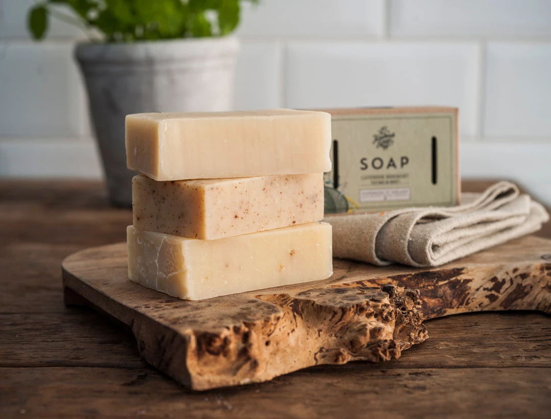 THE NATURAL SOAP COMPANY Natural Skincare The Handmade Soap Company Soap Bar - Lemongrass & Cedarwood 5 THE NATURAL SOAP COMPANY Natural Skincare The Handmade Soap Company Soap Bar - Lemongrass & Cedarwood
